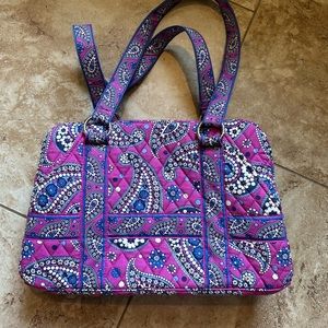 Vera Bradley Tote with zipper- boysenberry